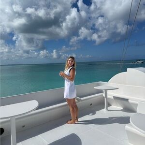 White Sleeveless Dress